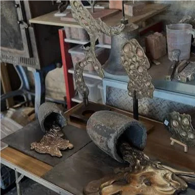 Initiez vous à la fonderie et créez votre objet en métal avec Yves de les Fonderies de Saint-Gal